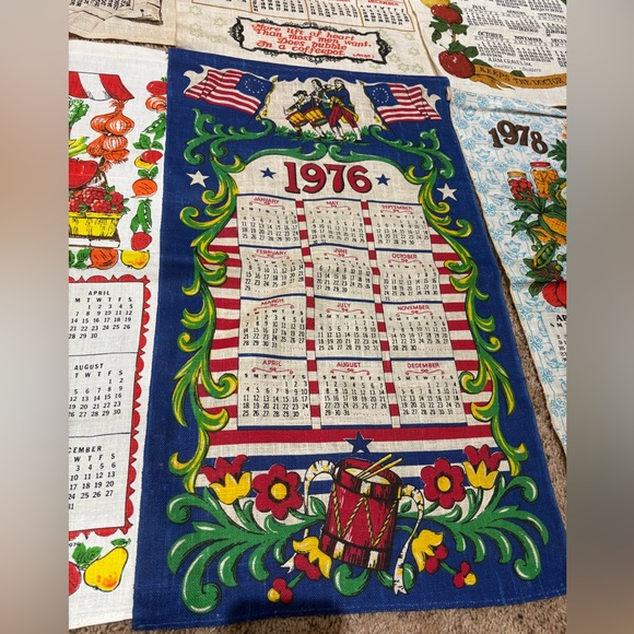 Lot 8 Vintage 60s 70s Linen Calendar Towels Country Farmhouse Folk Kitchen - Picture 11 of 13